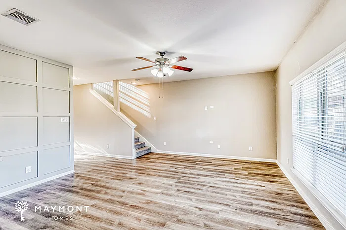 3 bed, 2.5 bath, 2236 sqft, $2,025 — Photo 4