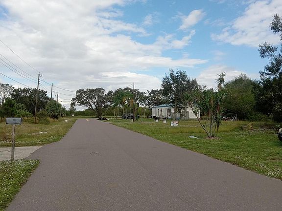2nd image of 5945 SE 95th Trl