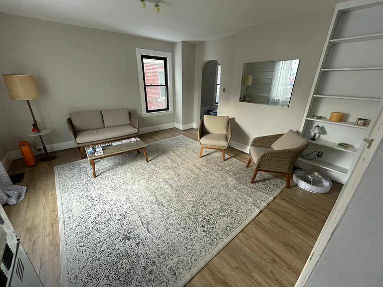 408 Washington St — Photo 11