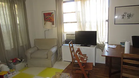 Rented by Manhattan Flats