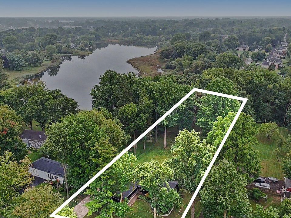 1st image of 4105 Crocus Rd