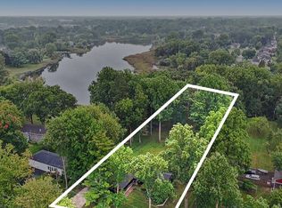 4105 Crocus Rd, Waterford, MI 48328