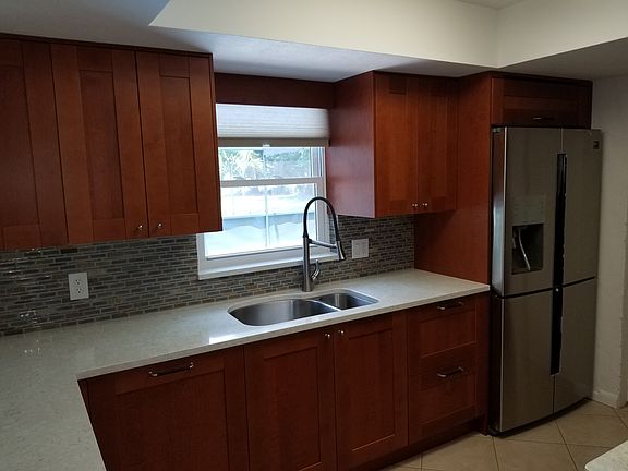 4th image of 707 Lanewood Dr