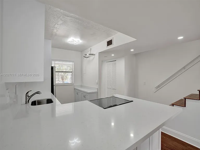 4600 SW 67th Ave #255 — Photo 8