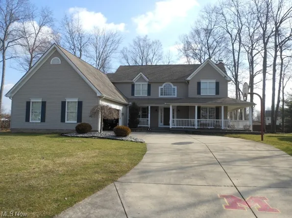7685 Winterberry Dr, Boardman, OH 44512