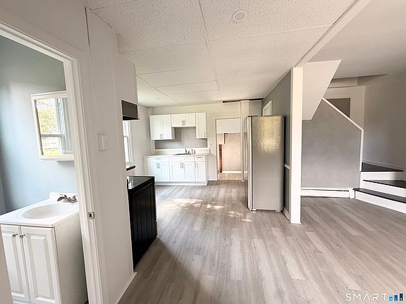 3rd image of 354 Main St #1