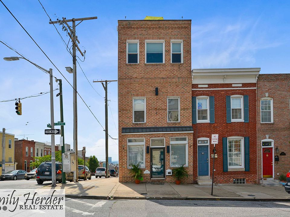 4 Levels, Full Rooftop Deck