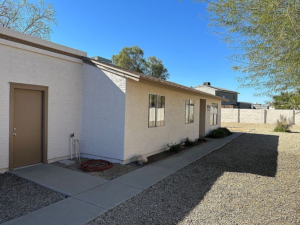 2nd image of 1418 E Kerry Ln