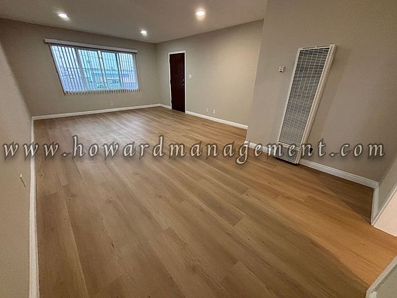 3rd image of 5453 Alvern Cir #54555