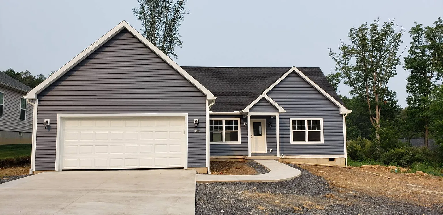188 Timberwood Trl photo 1