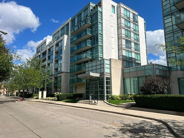 1st image of 3830 Bathurst St #706