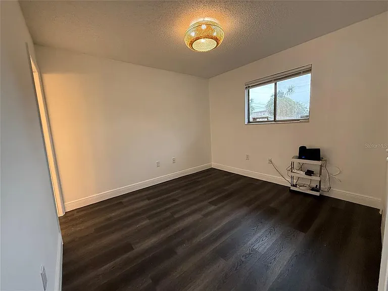 4999 Dover Cir — Photo 7