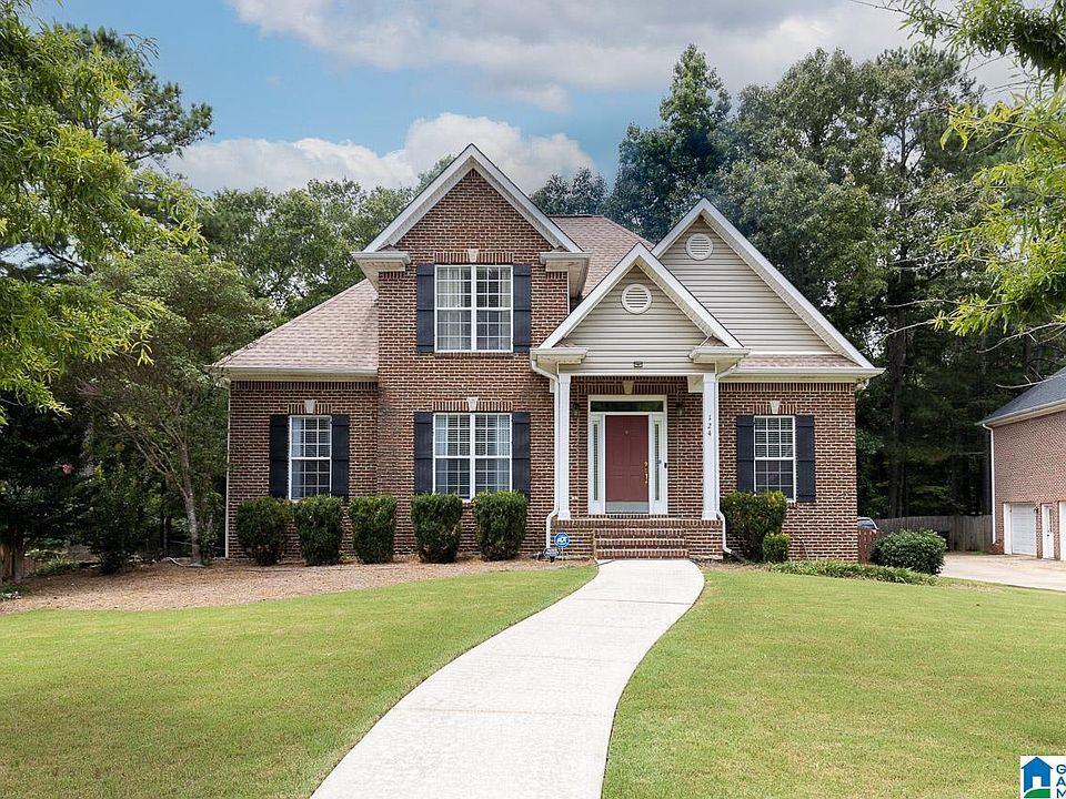 1st image of 124 Oaklyn Hills Dr