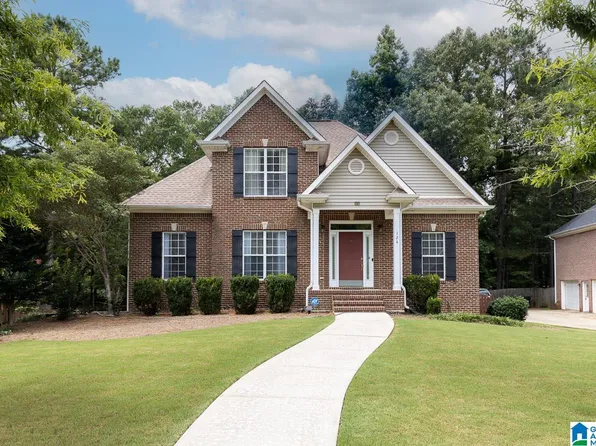 124 Oaklyn Hills Dr, Chelsea, AL 35043