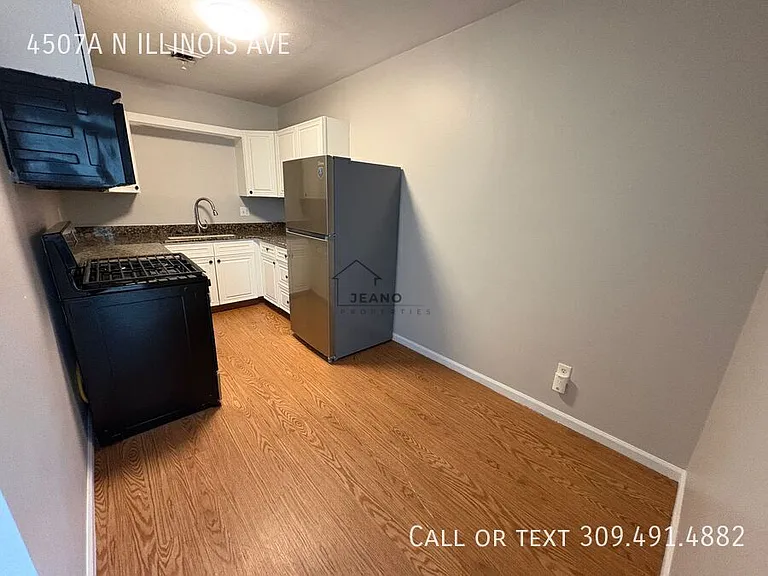 4507A N Illinois Ave — Photo 2