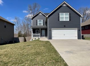 1792 Rains Rd, Clarksville, TN 37042