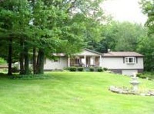 141 Power Line Dr, Sidman, PA 15955