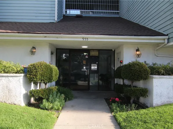955 E 3rd St Unit 204, Long Beach, CA 90802