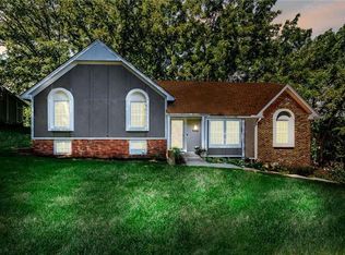 7004 Hallet St, Shawnee, KS 66216