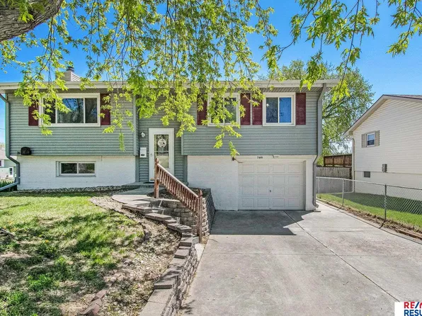 7601 Susan Ave, La Vista, NE 68128