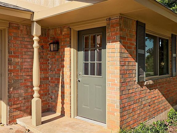 5th image of 3204 E Noble Dr