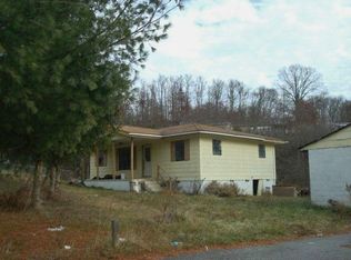 28 White Oak Vly, Princeton, WV 24740