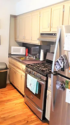 Rented by Voro, LLC | media 21