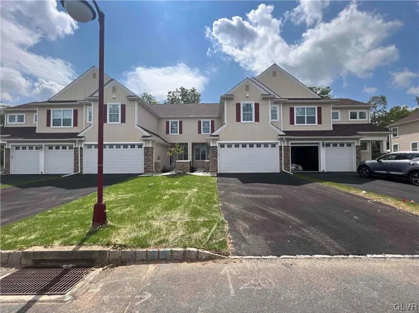 945 Iron Ln #41, Forks Township, PA 18040