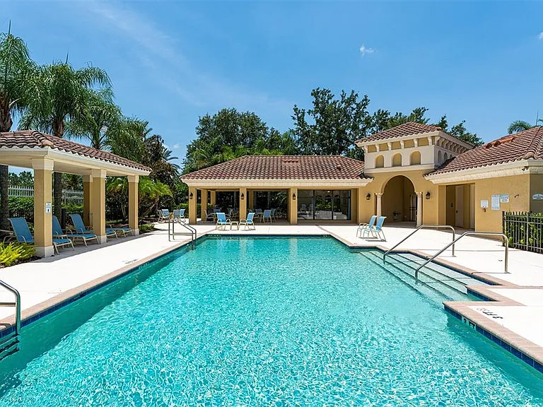 7223 Presidio Gln — Photo 46