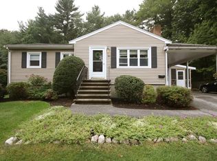 30 Pleasant St, North Reading, MA 01864