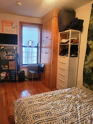 Rented by Oxford Property Group | media 12