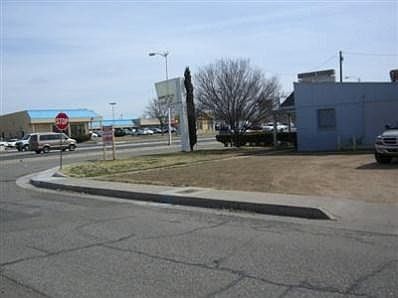 4th image of 3335 San Mateo Blvd NE