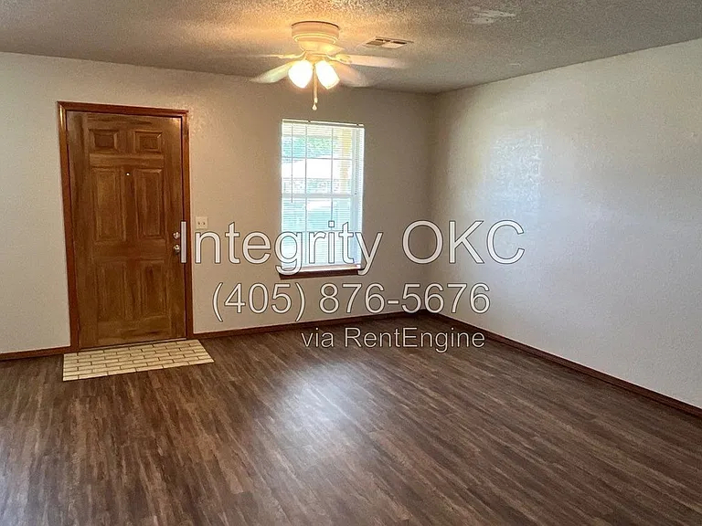 1501 SE 52nd St — Photo 4