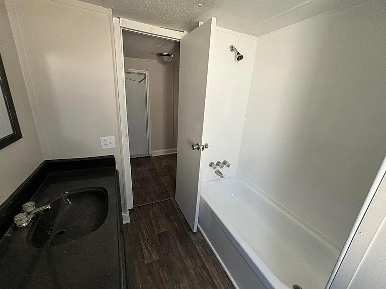 xPalm MHC Homes, LLC — Photo 29