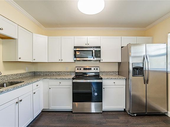 5th image of 3952 5th Ave N