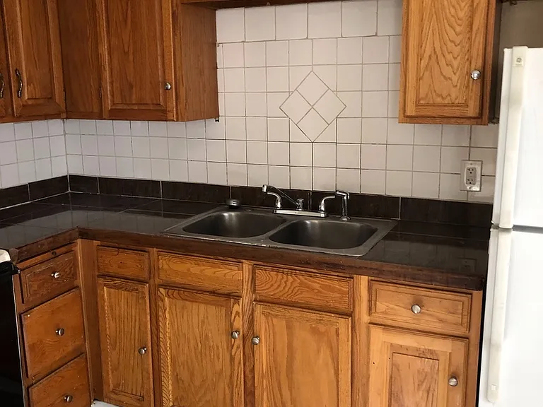 7107 N 53rd Ave — Photo 12