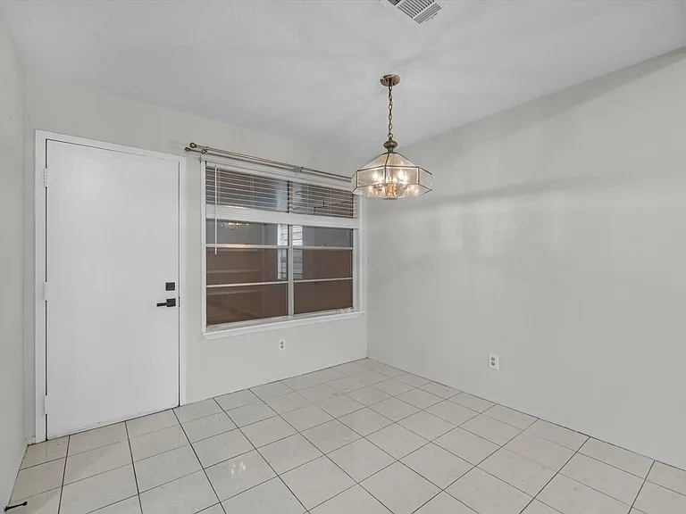 7234 Lost Fable Ln — Photo 10