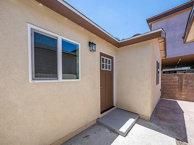 12250 Carver Ln — Photo 16