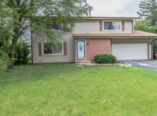 516 Farm View Rd, University Park, IL 60484