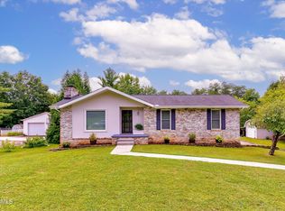 1444 Mount Vista Dr, Knoxville, TN 37920