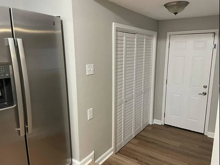 421 Perkins Ave — Photo 5