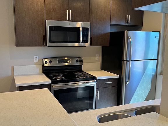 2nd image of 4471 51st St #4