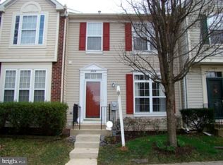2503 Dog Leg Dr, Crofton, MD 21114