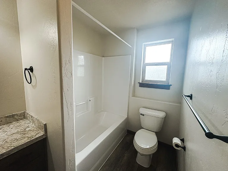 86 Tuke Ln #B — Photo 28