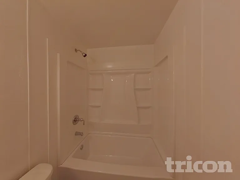 5802 W Coolidge St — Photo 14