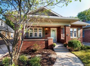 1316 Bayard Park Dr, Evansville, IN