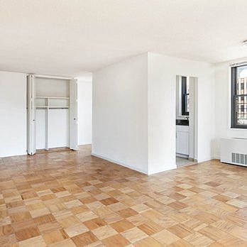 1st image of 168 E 95th St #2A
