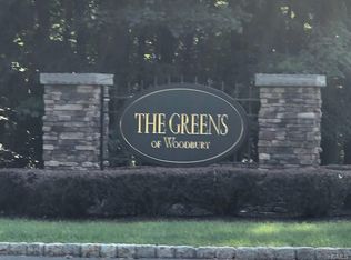 128 Smith Clove Rd, Central Valley, NY 10917