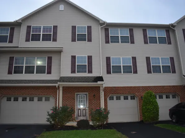 6441 Creekbend Dr, Mechanicsburg, PA 17050
