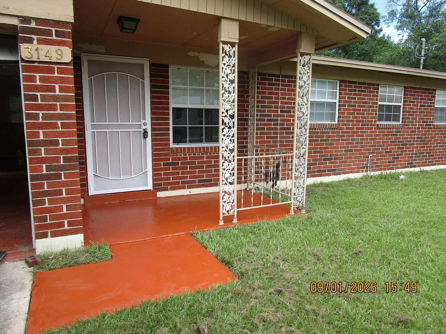 3 bed, 1.5 bath, 864 sqft, $1,195 — Photo 2